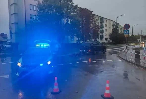 Motorowerzysta ranny po uderzeniu w tył Hyundaia we Włodawie