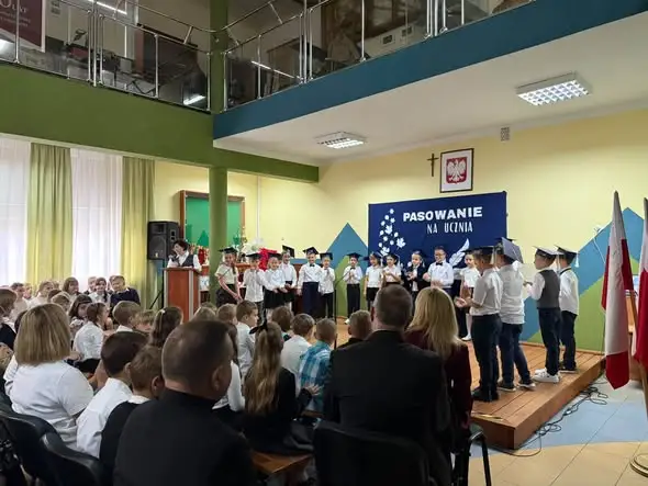 Pierwszoklasiści z Woli Uhruskiej złożyli ślubowanie